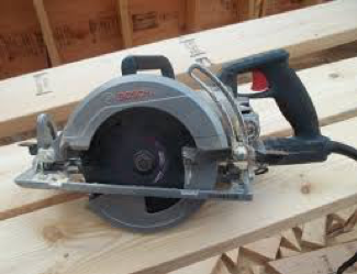 How to Safely Use a Worm Drive Circular Saw